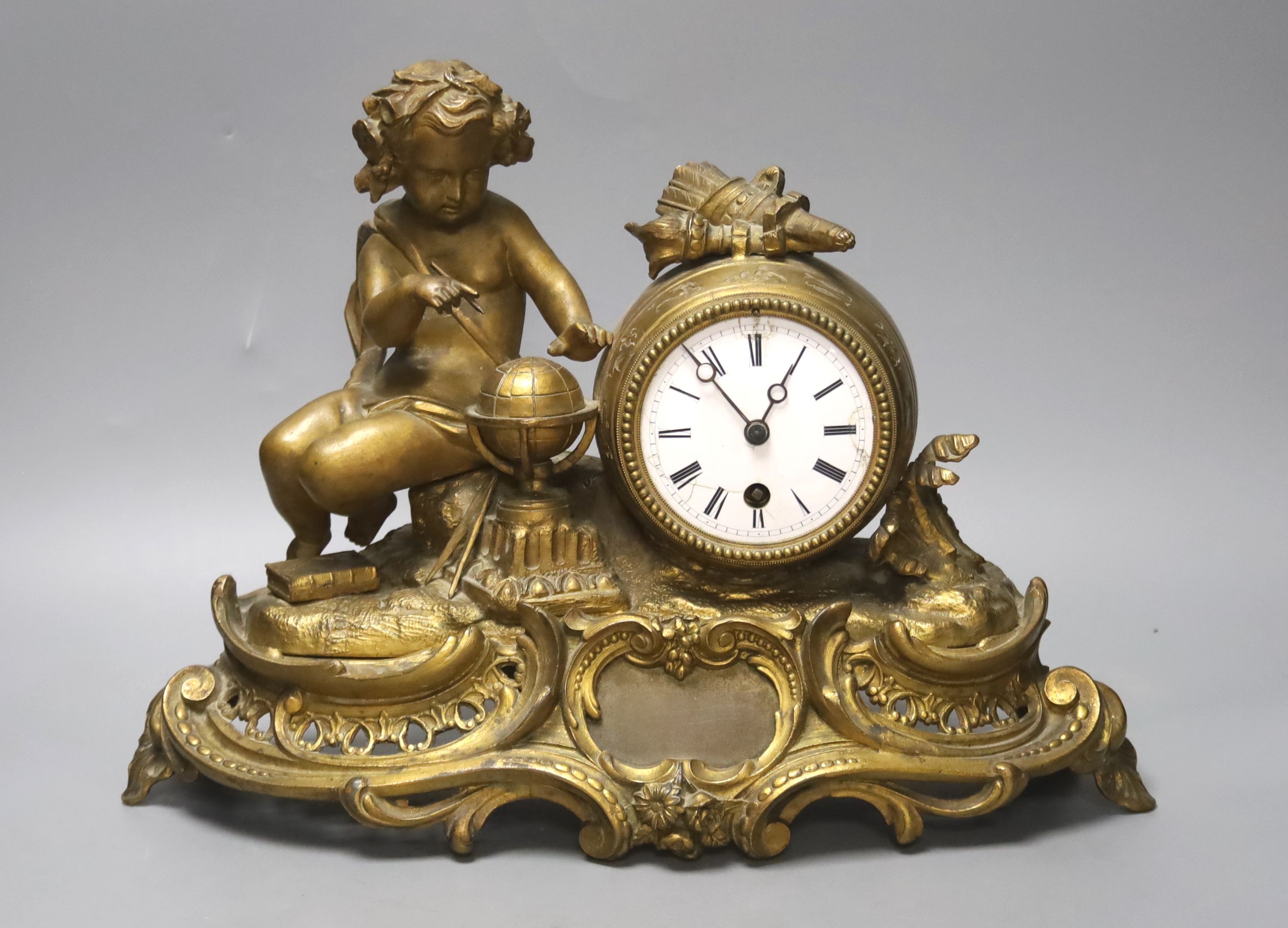 French gilt spelter figural mantle clock, 27cm pendulum, no key